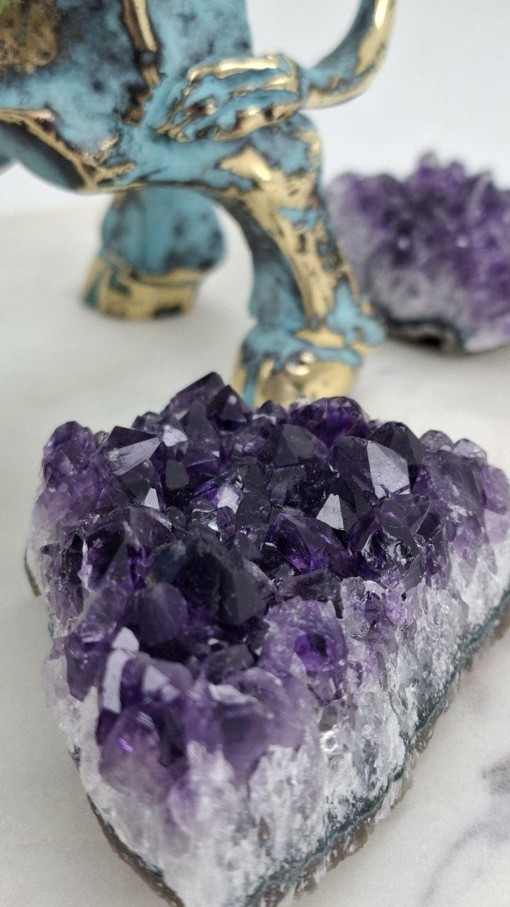 ხარი — ნატურალური ქვებით, ხედი 2