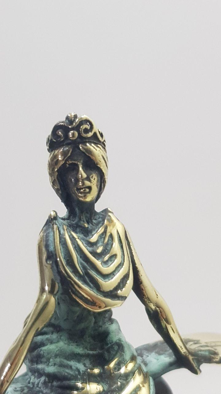 სახსნელი — გოგონა, ხედი 1